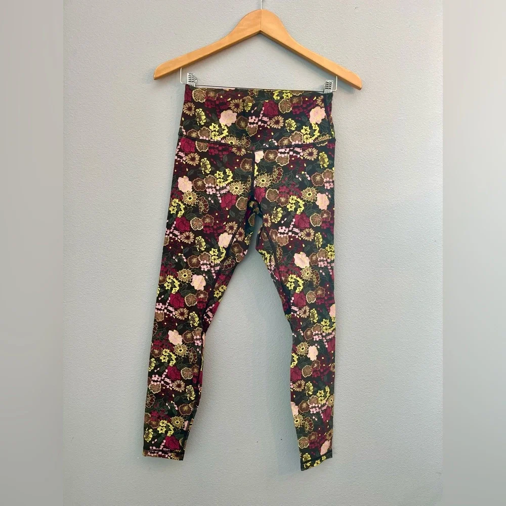 Lululemon Wunder Under Hi-Rise Tight 28" Fluorolace Multi Floral Print Size 8 - Picture 7 of 8